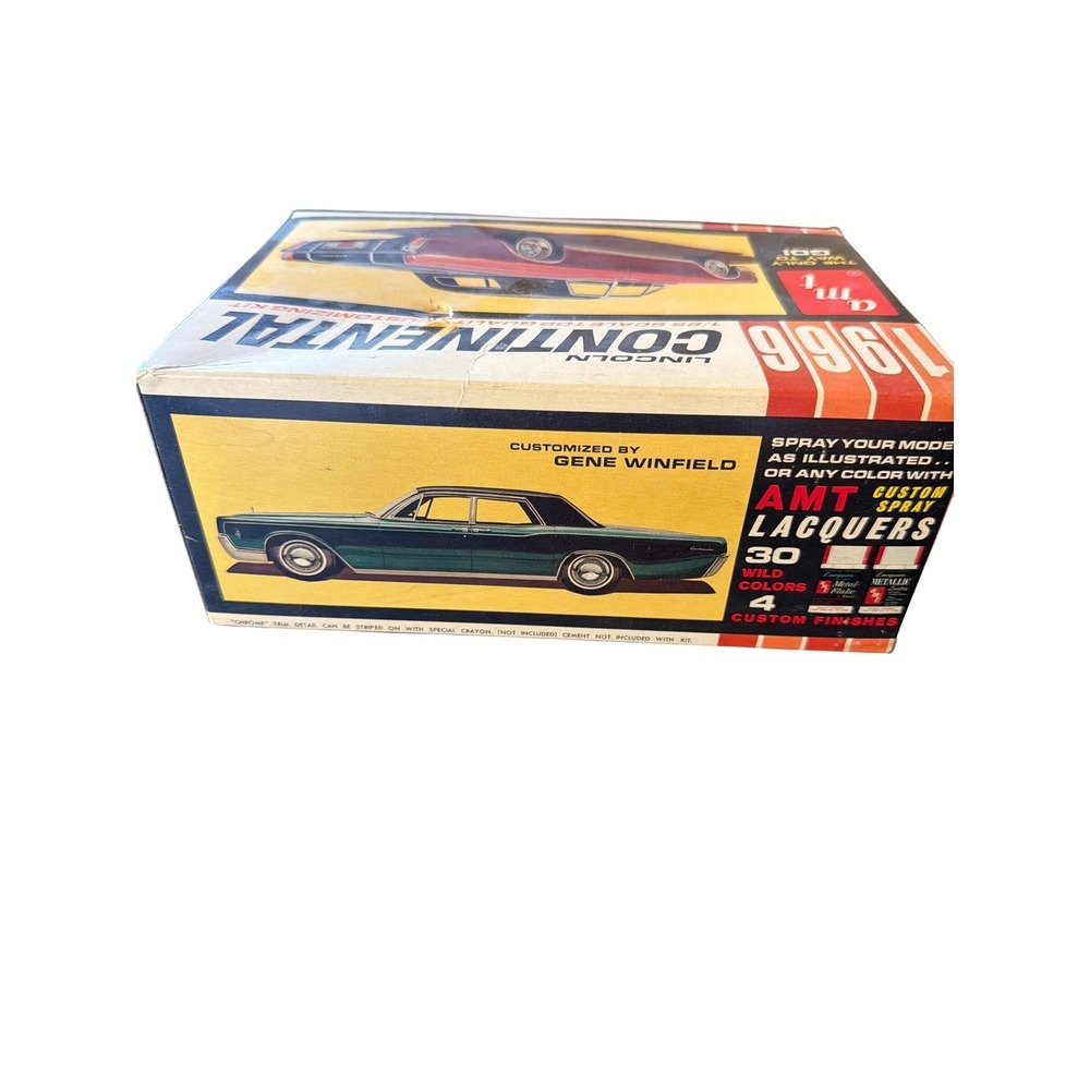 AMT Model Kit 1966 Lincoln Continental 1/25 Scale Gene Winfield Customizing - Picture 3 of 8